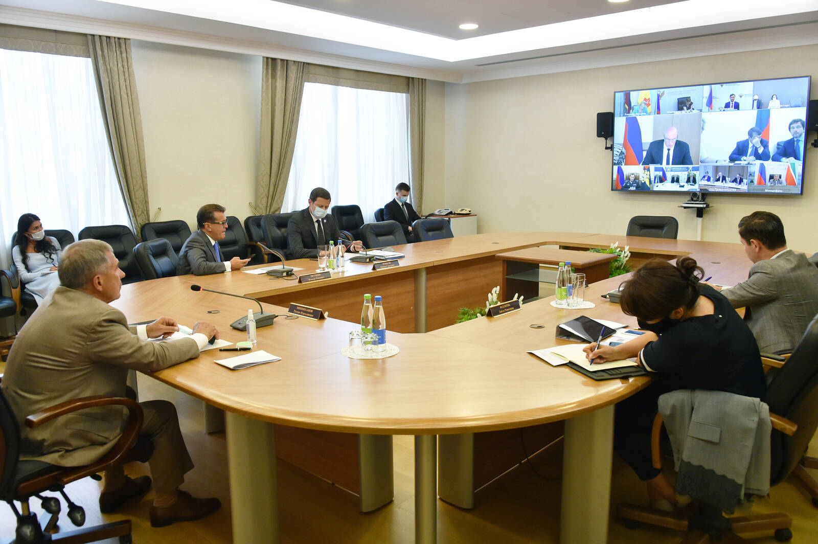 Бизнес спорт казань. Заседание правительства Татарстана. Инвестиционный совет РТ Татарстан.